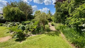 Photo 26- click for photo gallery